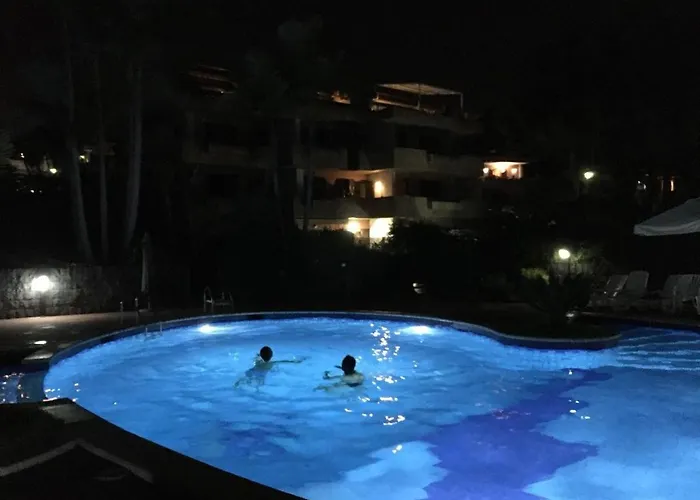 Clear House بيت ضيافة